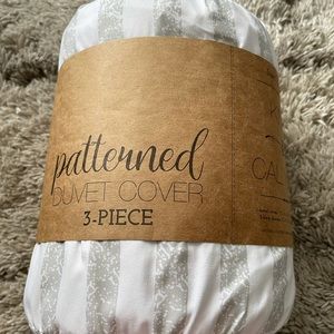 3 piece king and Cali king patterned duvet cover
